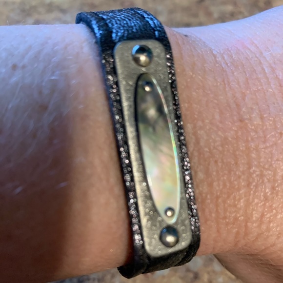 KBD Jewelry - KBD Mother of Pearl Leather Stacker Bracelet